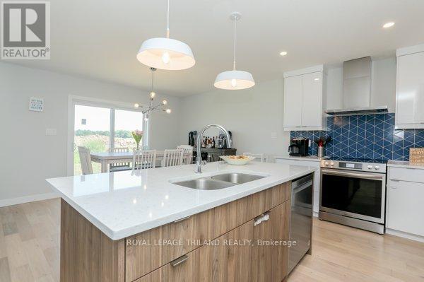 17 EVYLEAN COURT, St. Thomas, Ontario, N5R0P6 — Photo 12