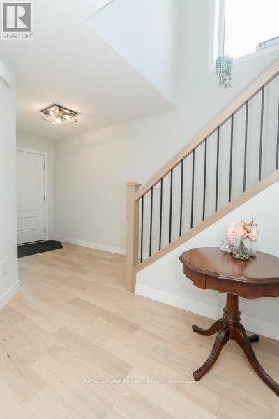 17 EVYLEAN COURT, St. Thomas, Ontario, N5R0P6 — Photo 3