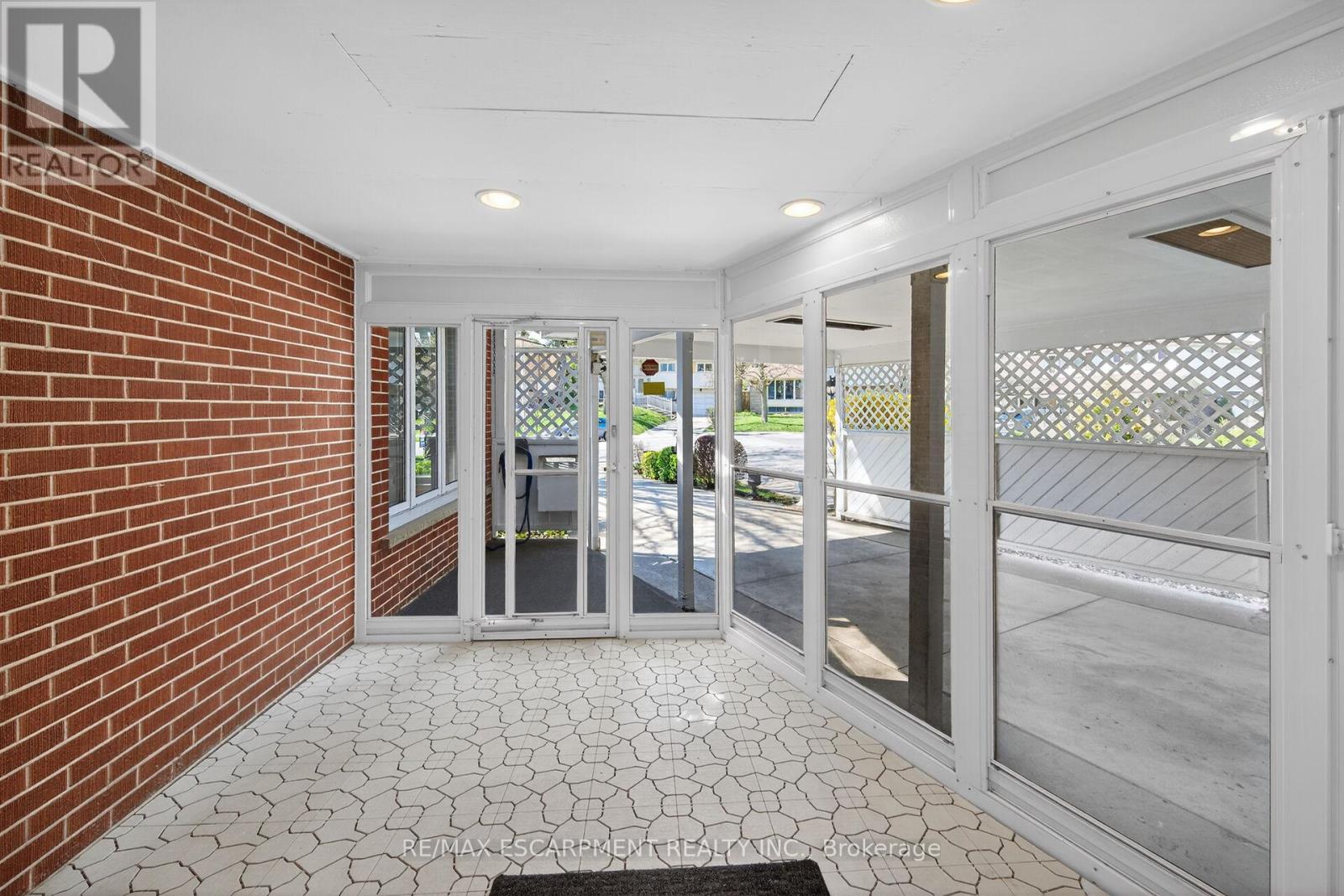 42 HOLBROOK ROAD, Hamilton (Westcliffe), Ontario, L9C2H2 — Photo 38