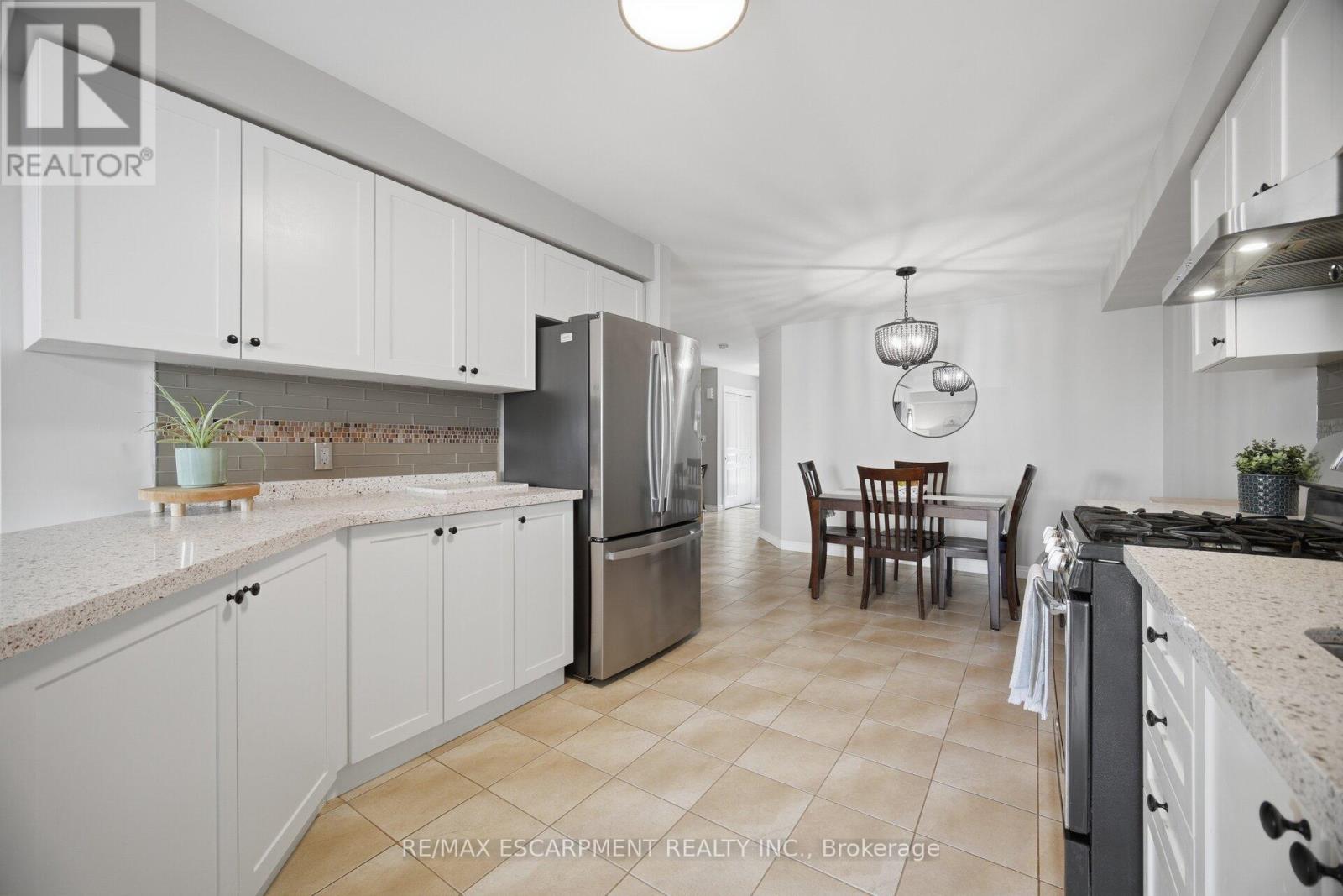 92 CELESTIAL CRESCENT, Hamilton, Ontario, L0R1P0 — Photo 18