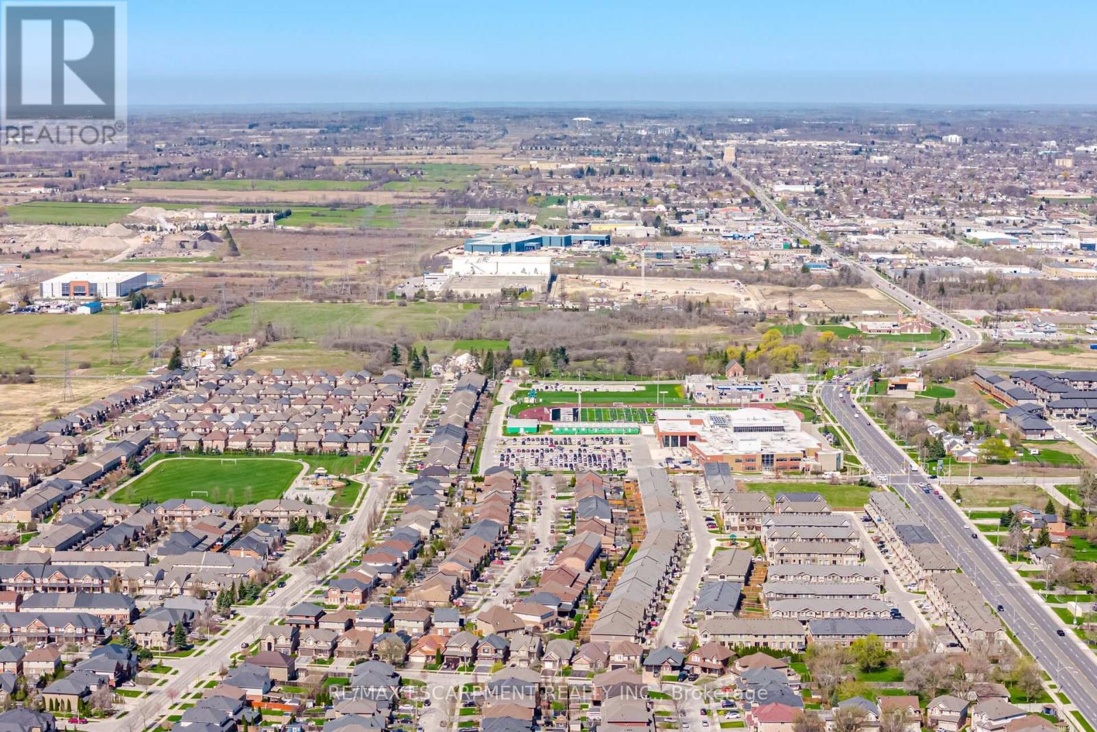 92 CELESTIAL CRESCENT, Hamilton, Ontario, L0R1P0 — Photo 48