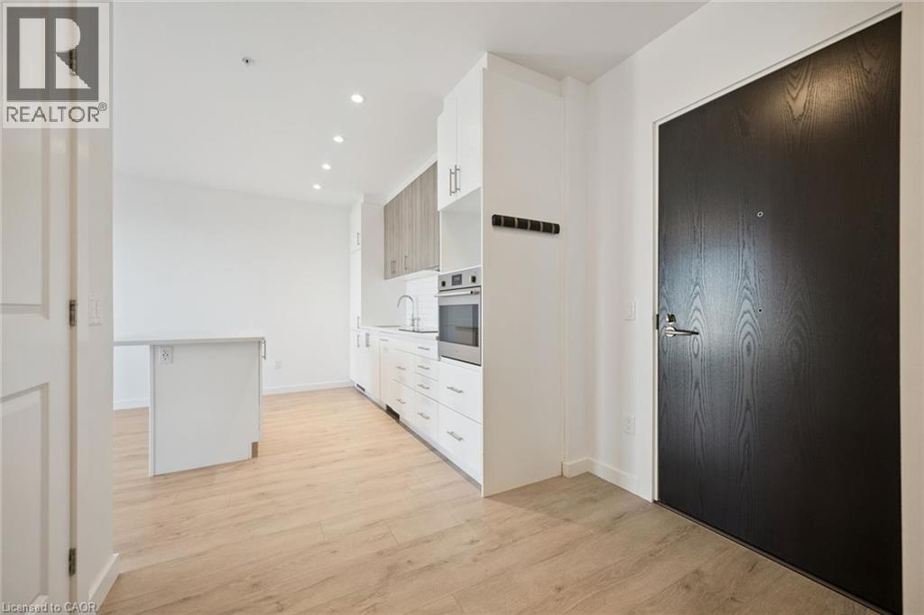 181 KING Street S Unit# 1607, Waterloo, Ontario, N2J0E7 — Photo 11