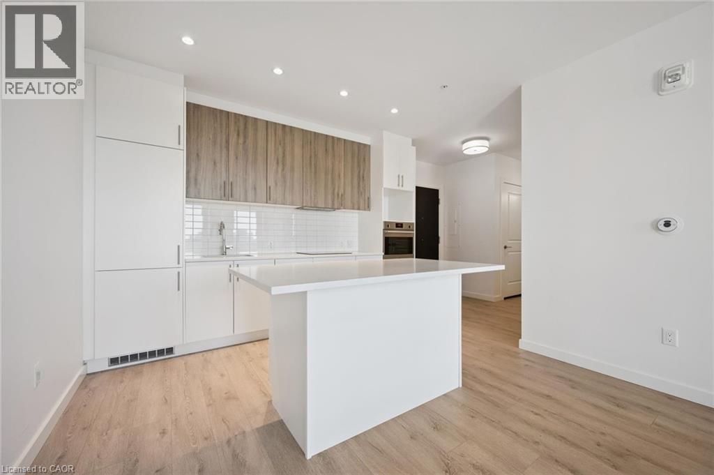 181 KING Street S Unit# 1607, Waterloo, Ontario, N2J0E7 — Photo 13