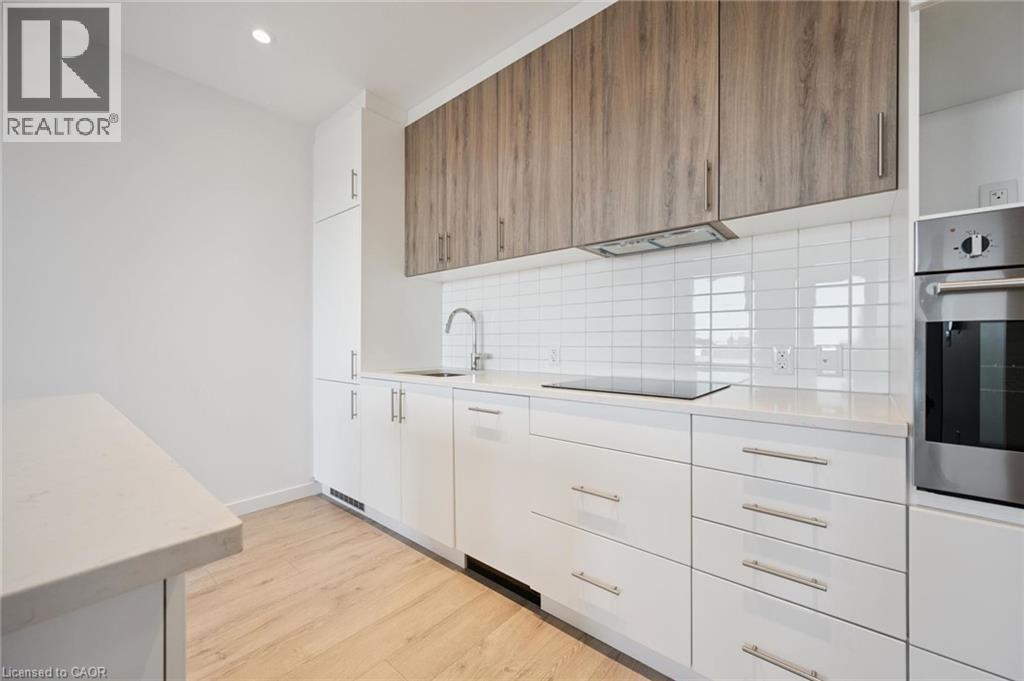 181 KING Street S Unit# 1607, Waterloo, Ontario, N2J0E7 — Photo 14