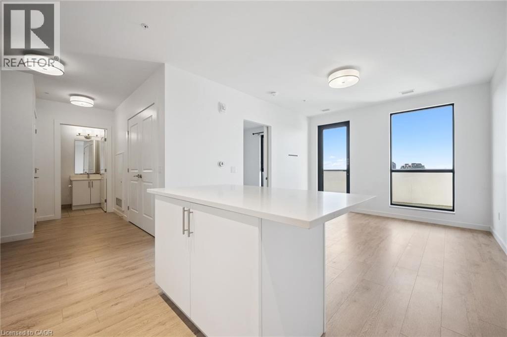 181 KING Street S Unit# 1607, Waterloo, Ontario, N2J0E7 — Photo 17