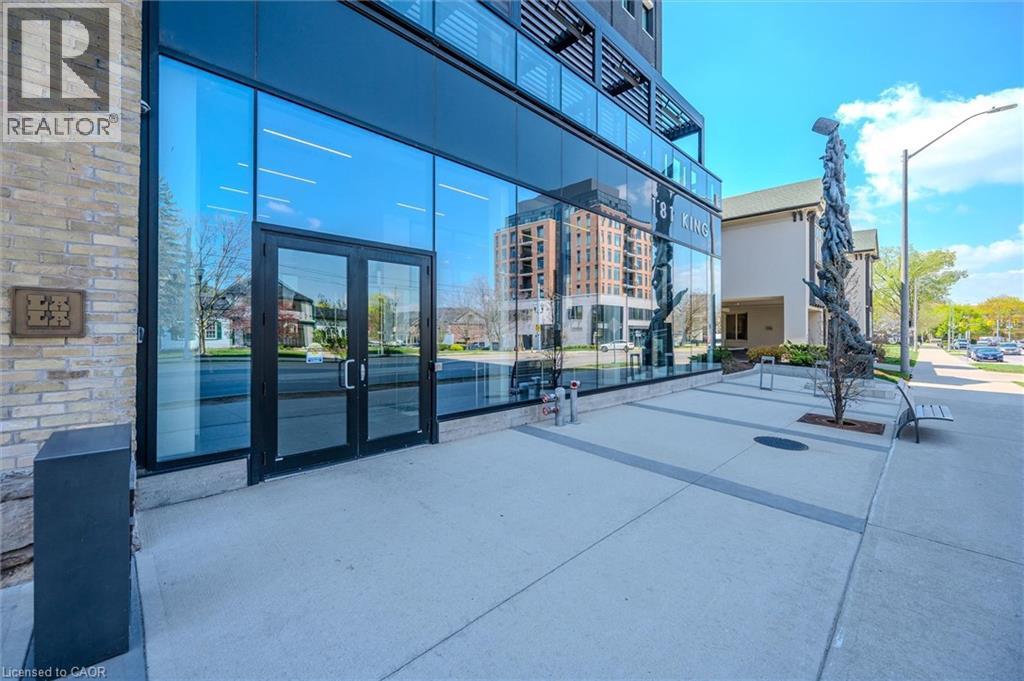 181 KING Street S Unit# 1607, Waterloo, Ontario, N2J0E7 — Photo 4