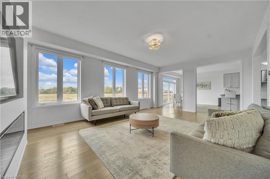 237 KINSMAN Drive, Binbrook, Ontario, L0R1C0 — Photo 12