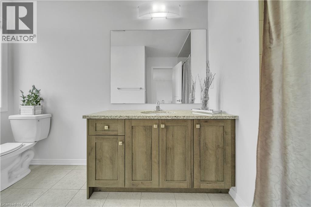 237 KINSMAN Drive, Binbrook, Ontario, L0R1C0 — Photo 32