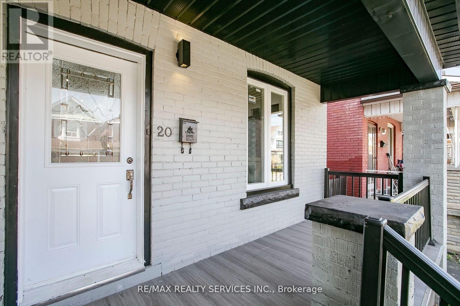 20 SOMERSET AVENUE E, Hamilton (Gibson), Ontario, L8L2L5 — Photo 3