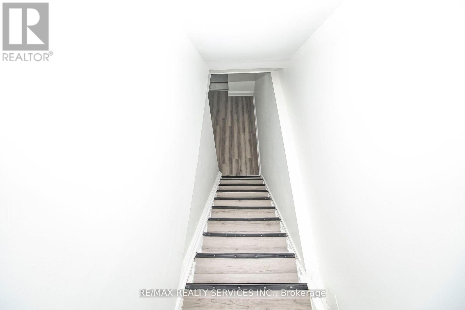 20 SOMERSET AVENUE E, Hamilton (Gibson), Ontario, L8L2L5 — Photo 32