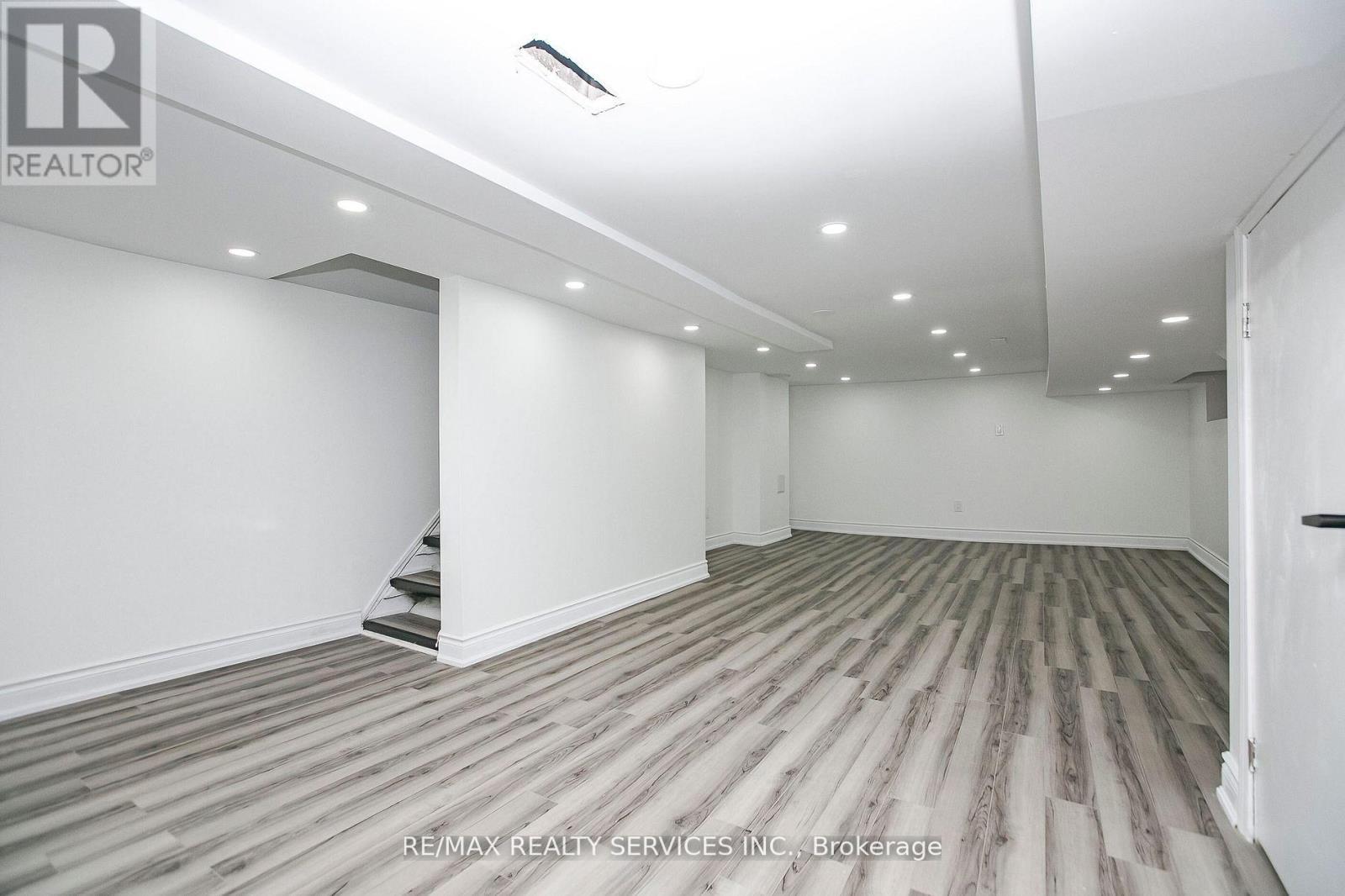 20 SOMERSET AVENUE E, Hamilton (Gibson), Ontario, L8L2L5 — Photo 34