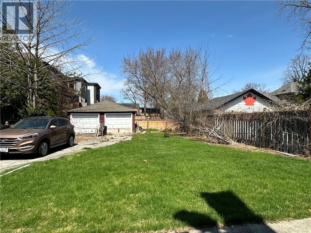 414 VALERMO Drive, Etobicoke, Ontario, M8W2L7 — Photo 13