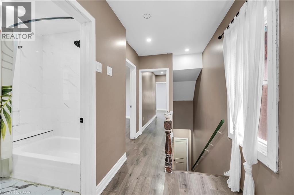 334 CANNON Street E, Hamilton, Ontario, L8L2B9 — Photo 21