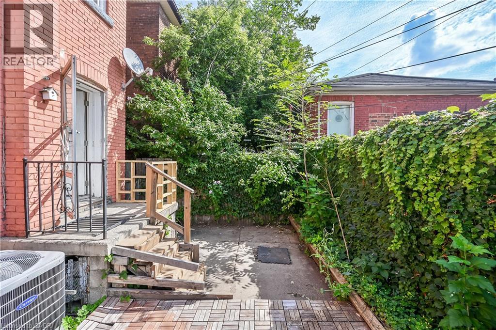 334 CANNON Street E, Hamilton, Ontario, L8L2B9 — Photo 35