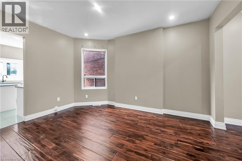 334 CANNON Street E, Hamilton, Ontario, L8L2B9 — Photo 8