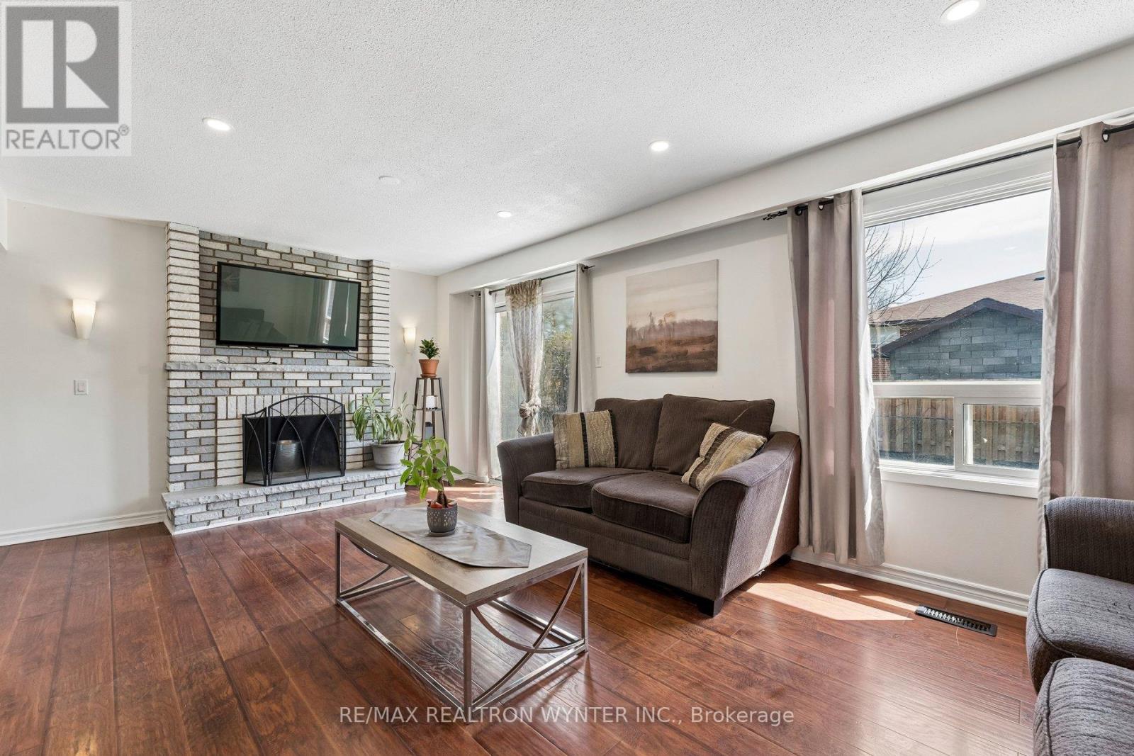 386 HANSEN ROAD, Brampton (Madoc), Ontario, L6V3P7 — Photo 6