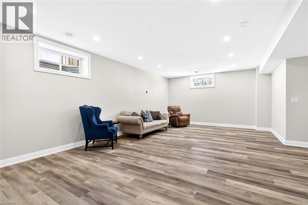 3757 ST. PETER Avenue Unit# 4, Niagara Falls, Ontario, L2J0G2 — Photo 32