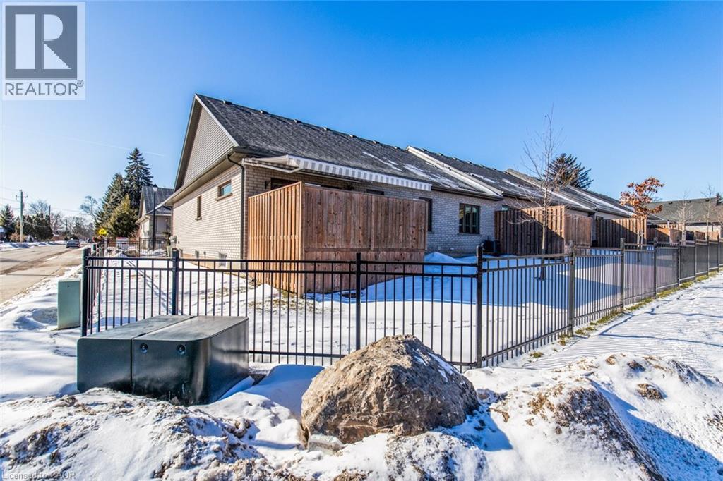 3757 ST. PETER Avenue Unit# 4, Niagara Falls, Ontario, L2J0G2 — Photo 43