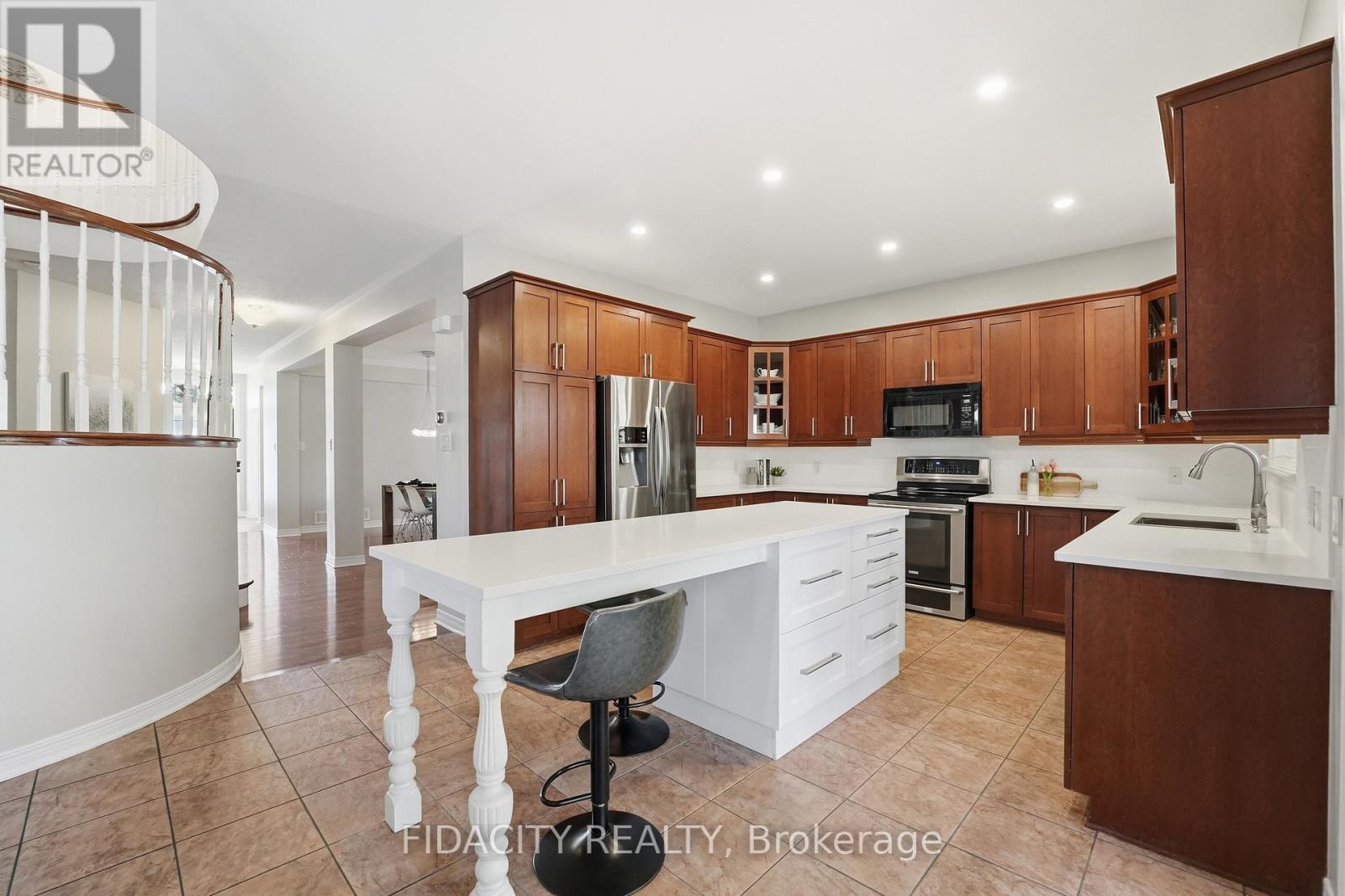 172 COYOTE CRESCENT, Ottawa, Ontario, K2S2G6 — Photo 12