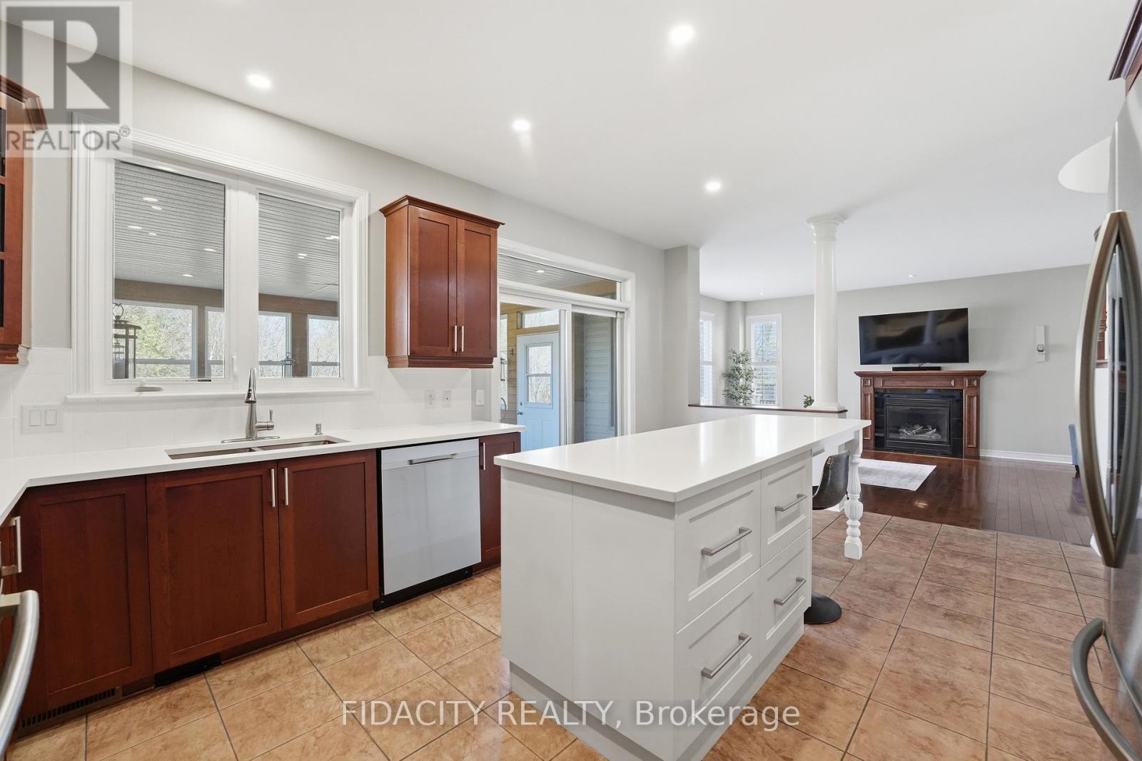 172 COYOTE CRESCENT, Ottawa, Ontario, K2S2G6 — Photo 15