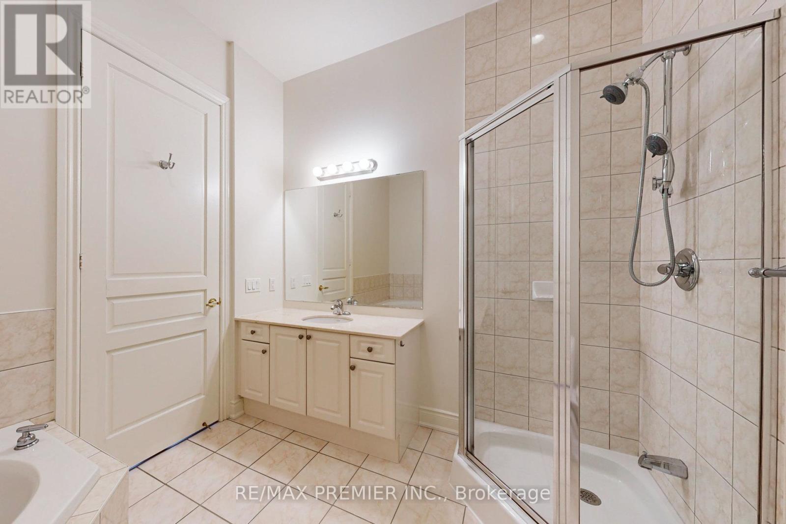 PH07 - 9225 JANE STREET, Vaughan (Maple), Ontario, L6A0J7 — Photo 13