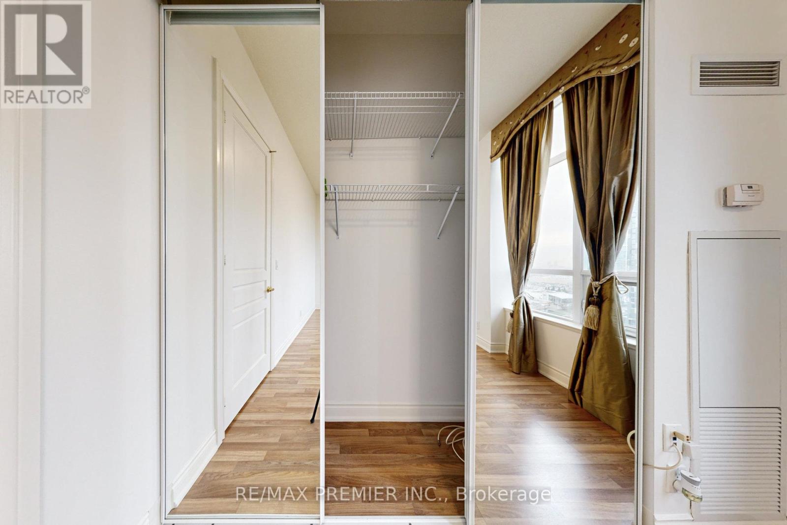 PH07 - 9225 JANE STREET, Vaughan (Maple), Ontario, L6A0J7 — Photo 20