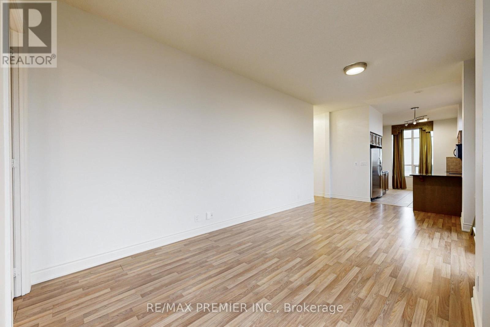 PH07 - 9225 JANE STREET, Vaughan (Maple), Ontario, L6A0J7 — Photo 8