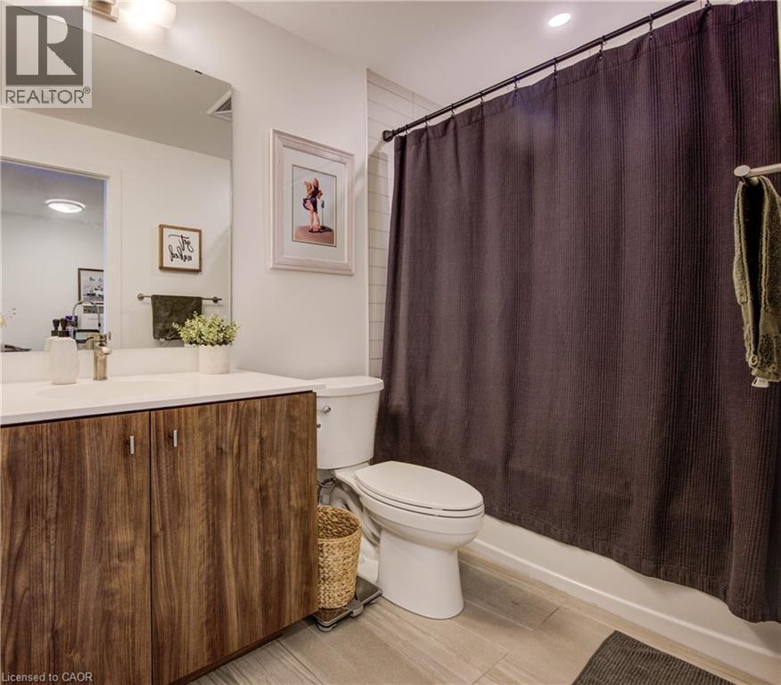 15 WELLINGTON Street S Unit# 704, Kitchener, Ontario, N2G0E4 — Photo 10