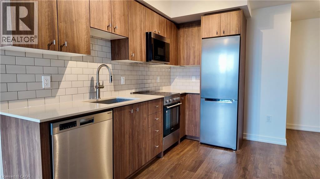 15 WELLINGTON Street S Unit# 704, Kitchener, Ontario, N2G0E4 — Photo 6