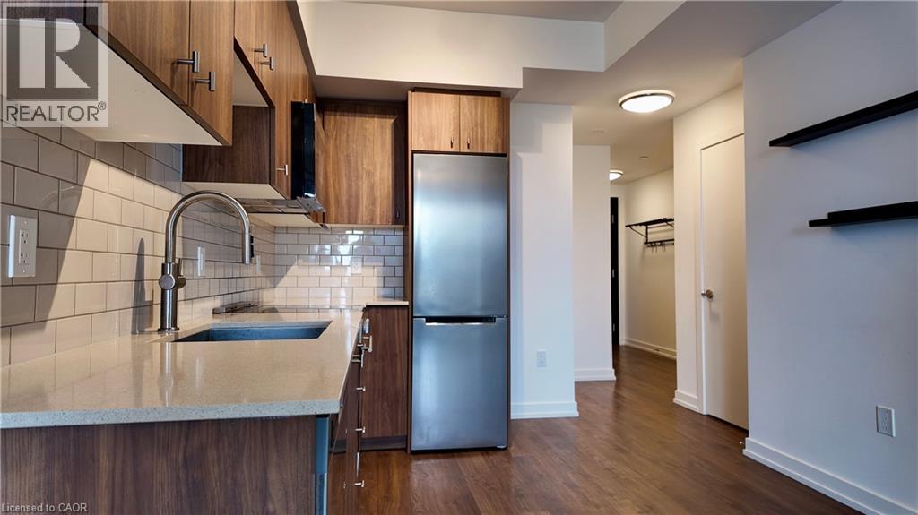 15 WELLINGTON Street S Unit# 704, Kitchener, Ontario, N2G0E4 — Photo 7