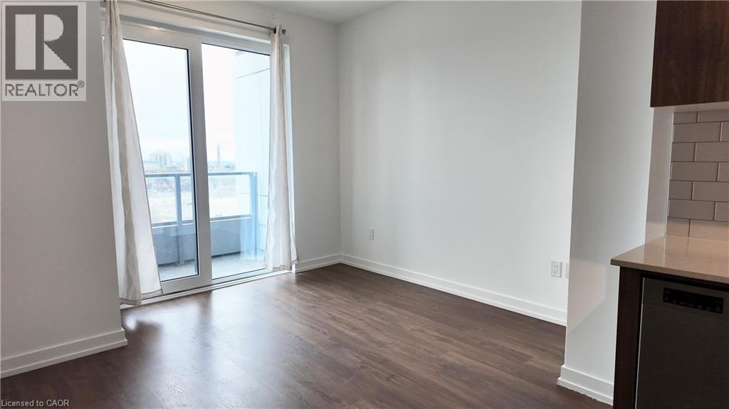 15 WELLINGTON Street S Unit# 704, Kitchener, Ontario, N2G0E4 — Photo 9