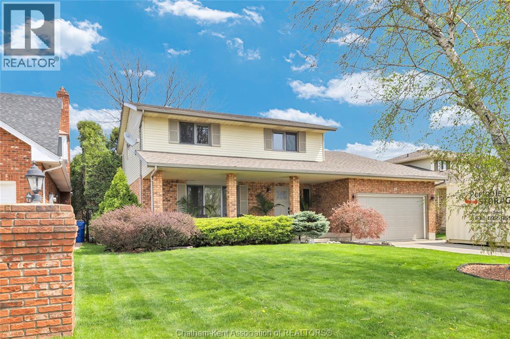 37 ORANGEWOOD BOULEVARD North, Chatham, Ontario, N7L5G9 — Photo 2