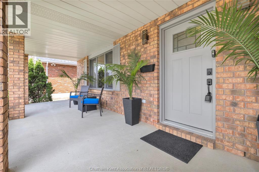 37 ORANGEWOOD BOULEVARD North, Chatham, Ontario, N7L5G9 — Photo 4