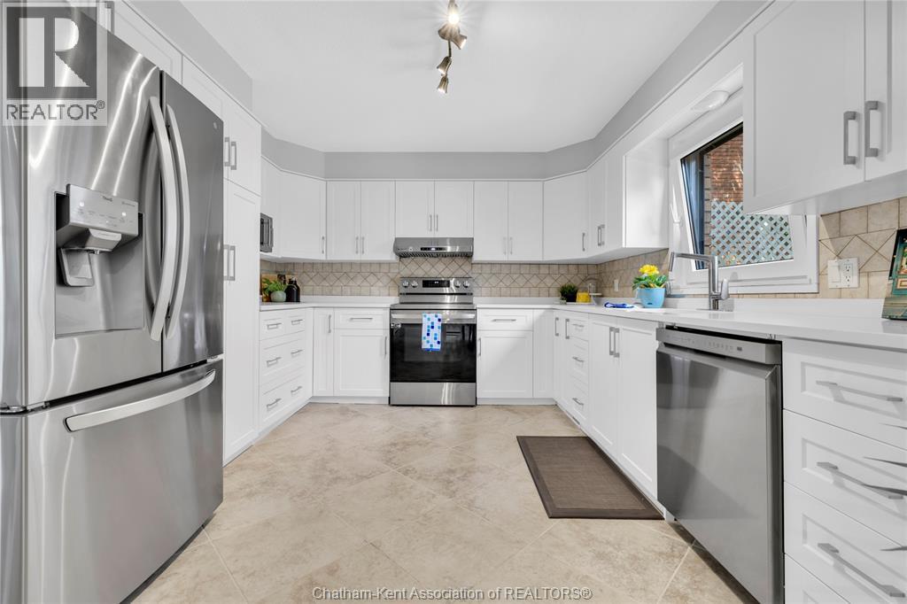 37 ORANGEWOOD BOULEVARD North, Chatham, Ontario, N7L5G9 — Photo 8