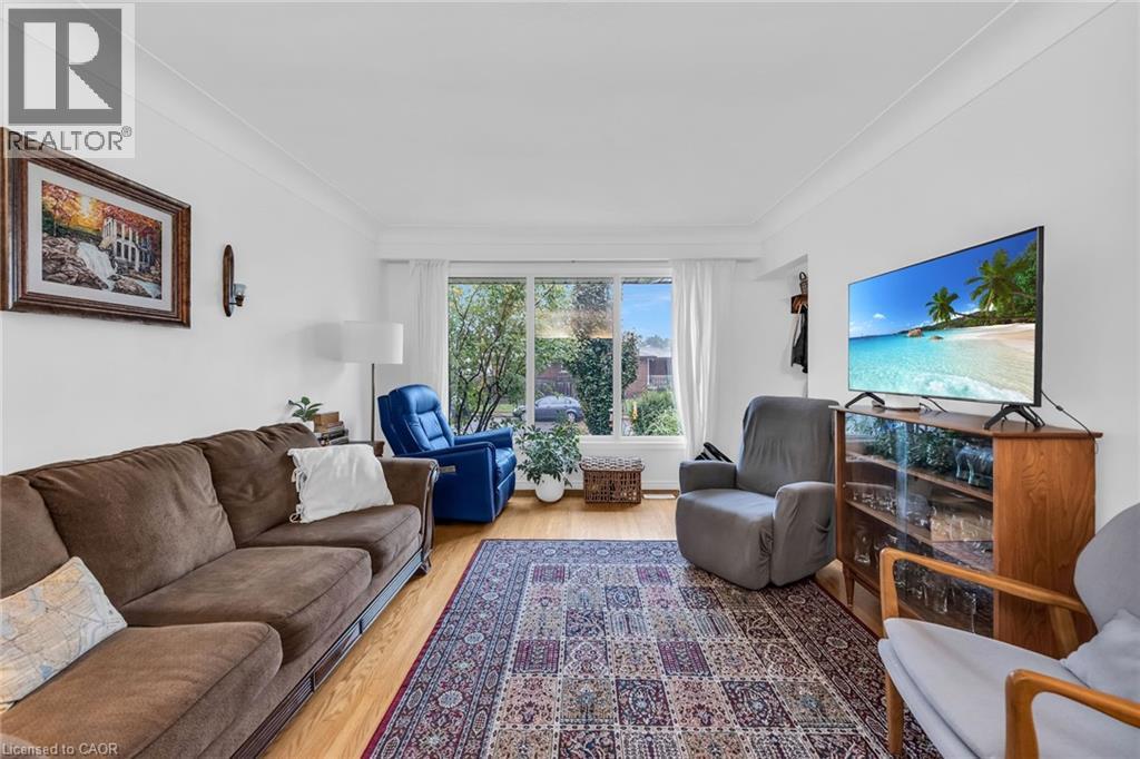 5 BURRWOOD Drive, Hamilton, Ontario, L9C3S9 — Photo 18