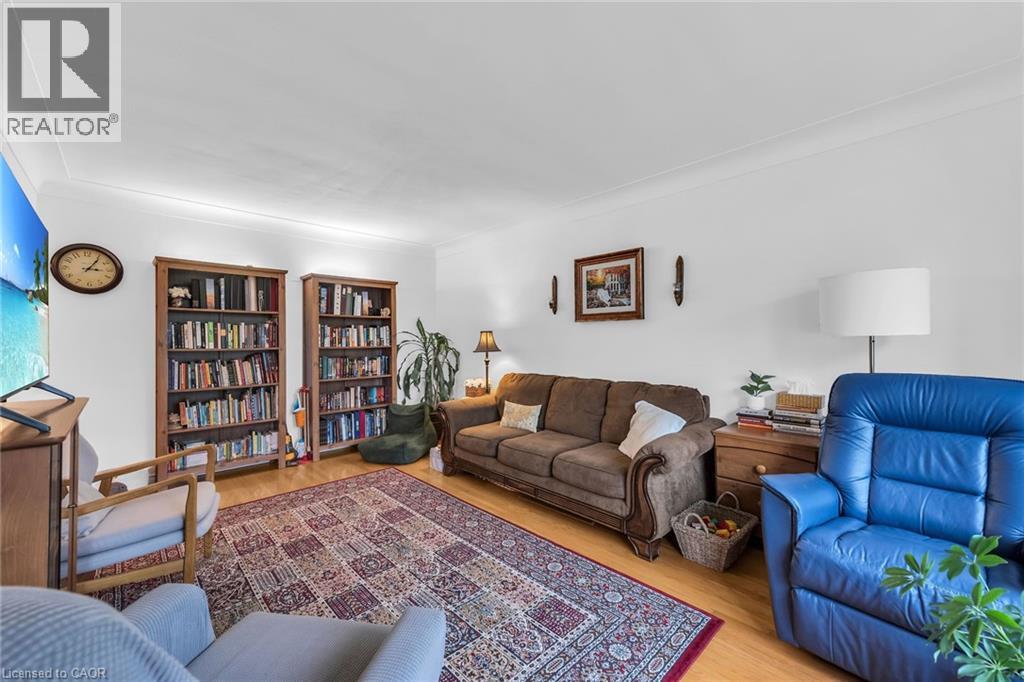 5 BURRWOOD Drive, Hamilton, Ontario, L9C3S9 — Photo 21