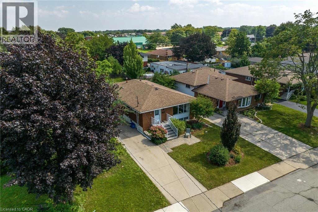 5 BURRWOOD Drive, Hamilton, Ontario, L9C3S9 — Photo 6