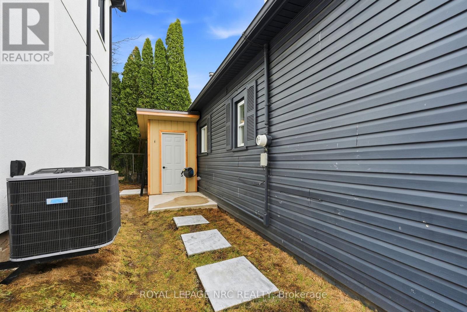 17 CONSIDINE AVENUE, St. Catharines (Port Dalhousie), Ontario, L2N5K1 — Photo 16