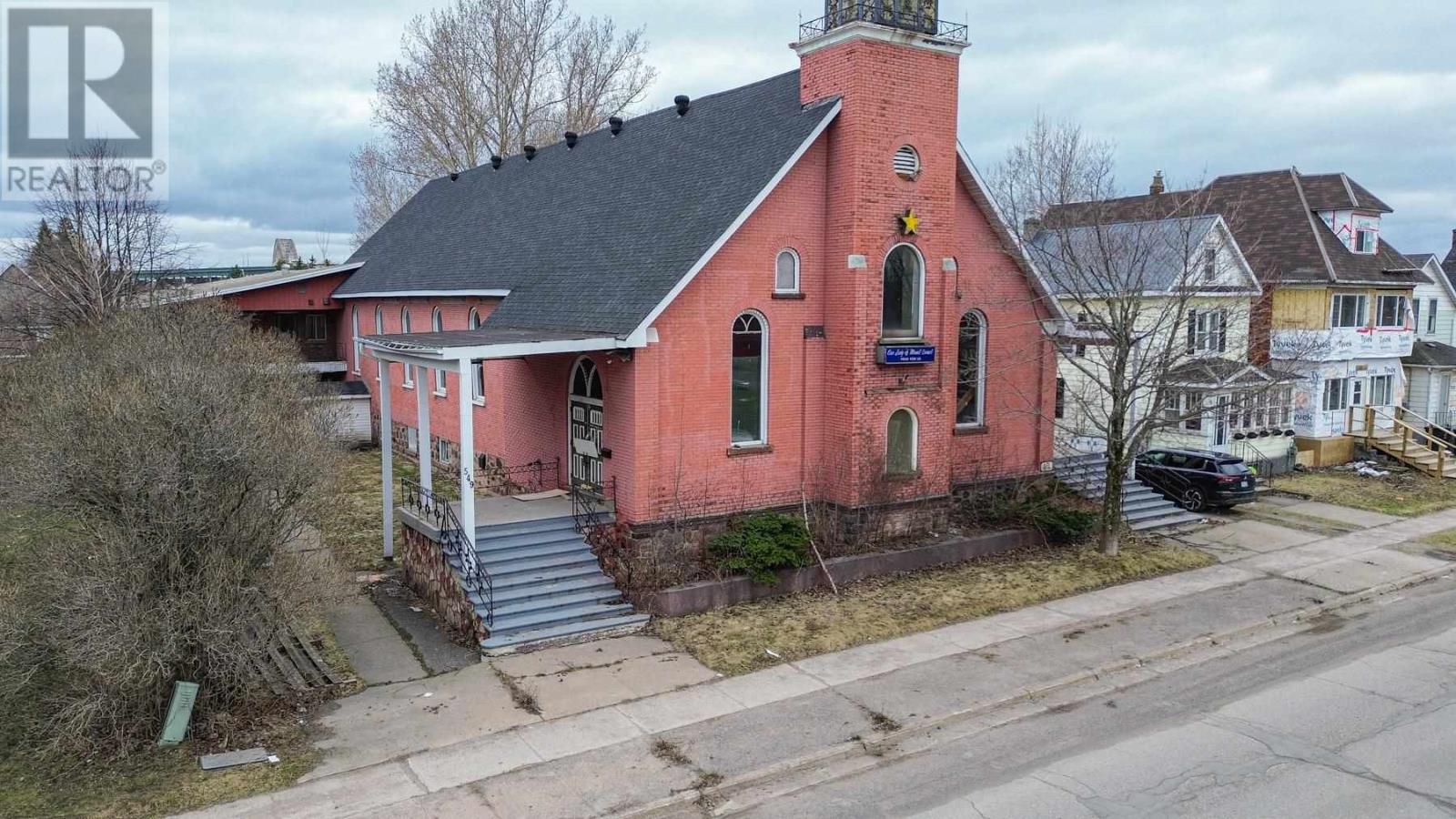 549 Cathcart ST, Sault Ste. Marie, Ontario, P6A1G8 — Photo 2