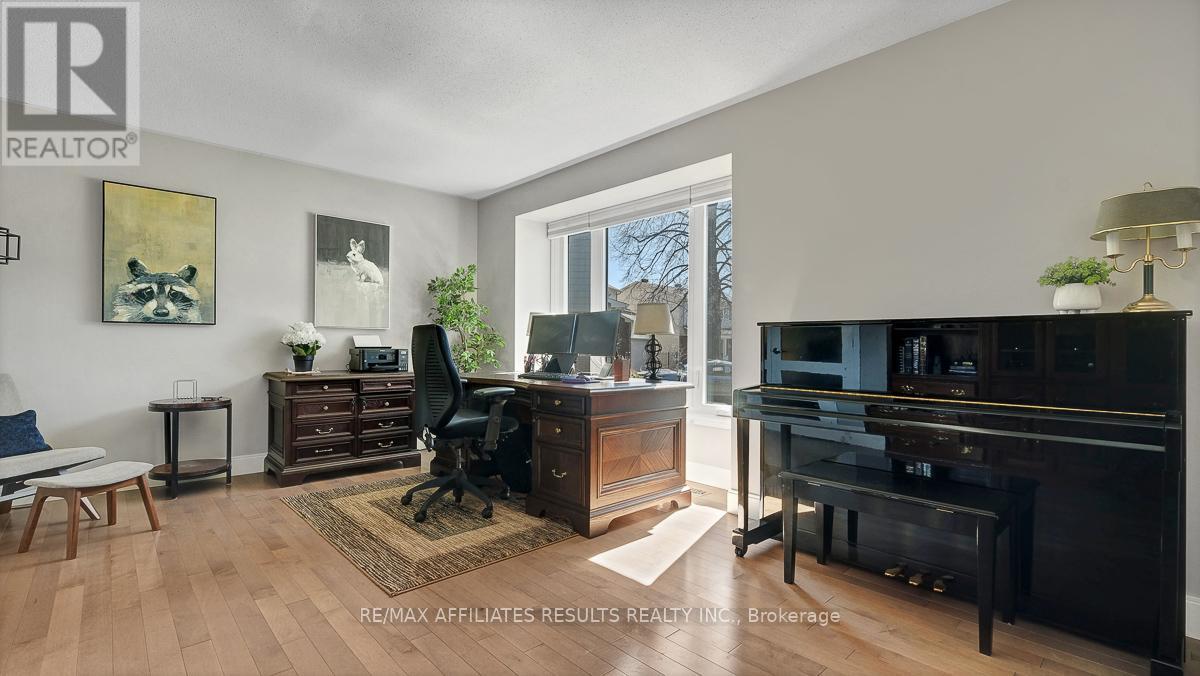 13 REDFOX PLACE, Ottawa, Ontario, K2M1C8 — Photo 7