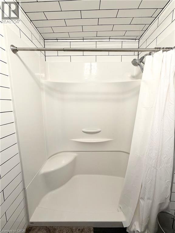 1129 MAIN Street E Unit# 1, Hamilton, Ontario, L8M1P2 — Photo 10