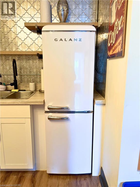 1129 MAIN Street E Unit# 1, Hamilton, Ontario, L8M1P2 — Photo 16