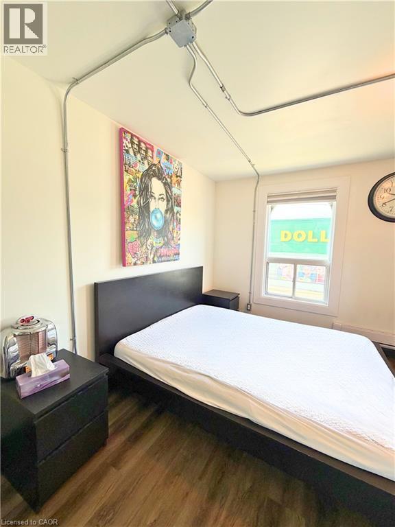 1129 MAIN Street E Unit# 1, Hamilton, Ontario, L8M1P2 — Photo 6