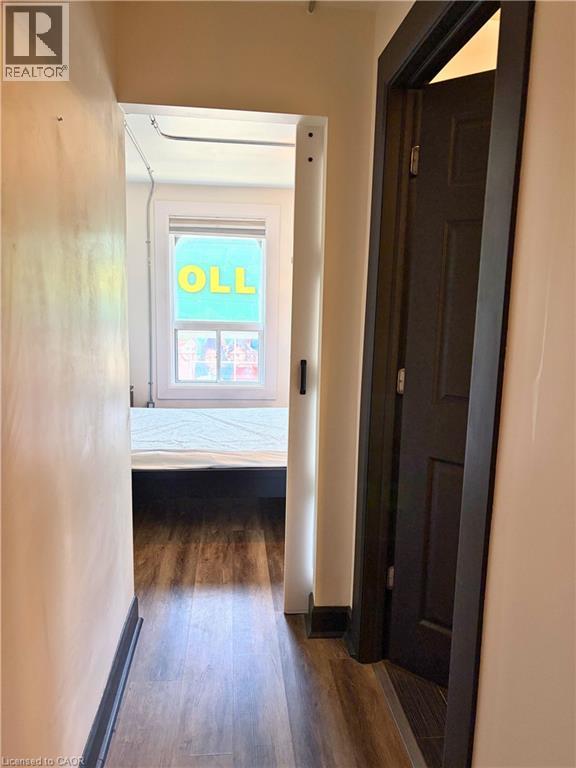 1129 MAIN Street E Unit# 1, Hamilton, Ontario, L8M1P2 — Photo 8