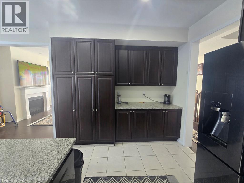 200 BEDROCK Drive, Stoney Creek, Ontario, L8J0M2 — Photo 19