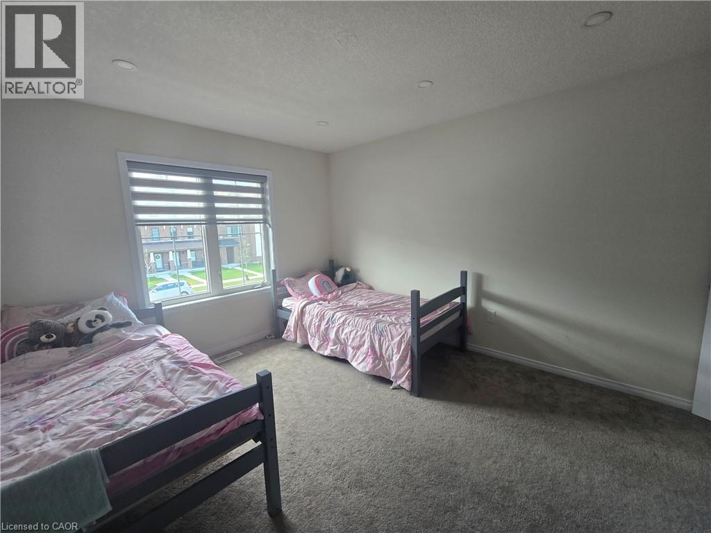 200 BEDROCK Drive, Stoney Creek, Ontario, L8J0M2 — Photo 22