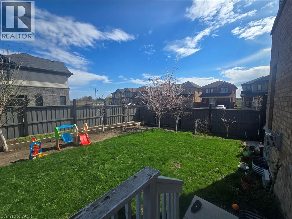 200 BEDROCK Drive, Stoney Creek, Ontario, L8J0M2 — Photo 32
