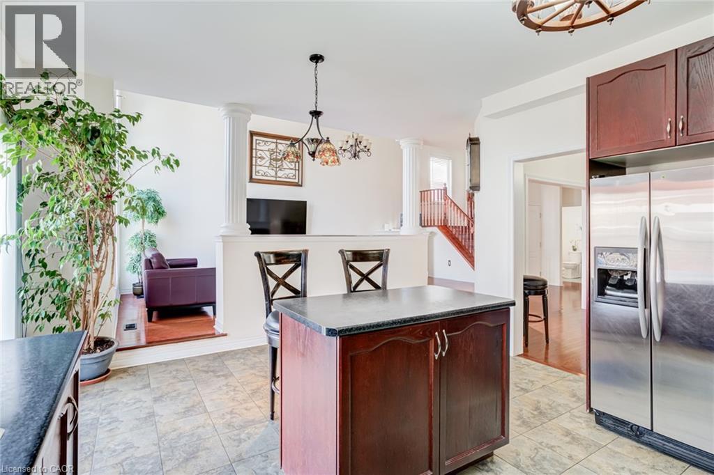 37 DENIM Drive, Brampton, Ontario, L6P2R3 — Photo 13