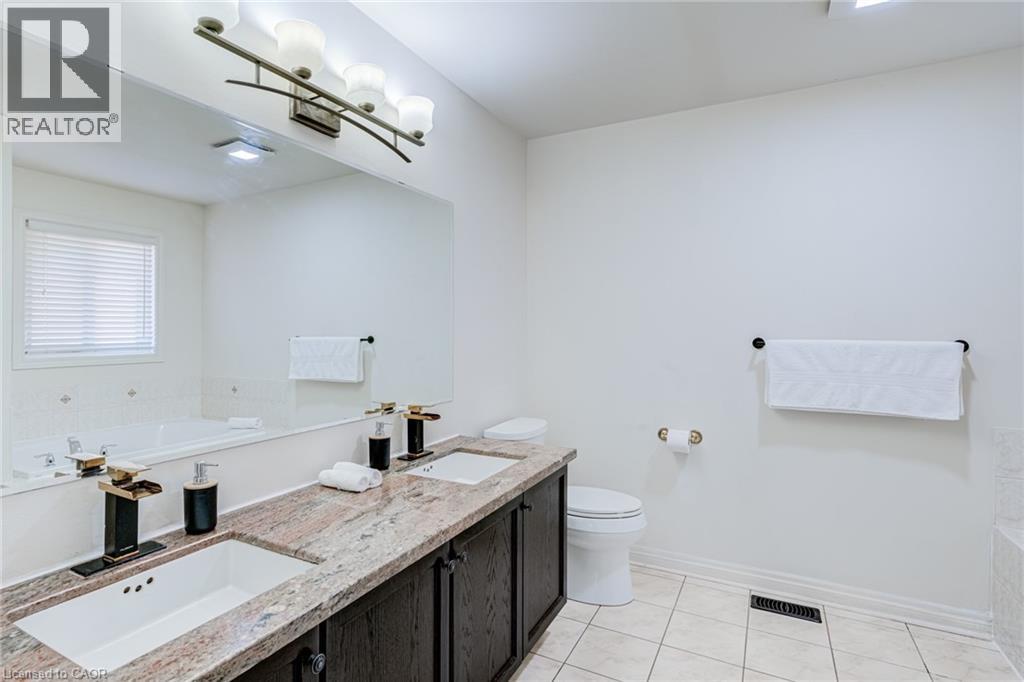 37 DENIM Drive, Brampton, Ontario, L6P2R3 — Photo 25