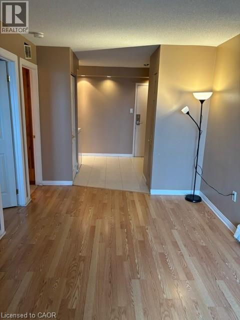 30 SUMMIT Avenue Unit# 604, Hamilton, Ontario, L8V2R8 — Photo 7